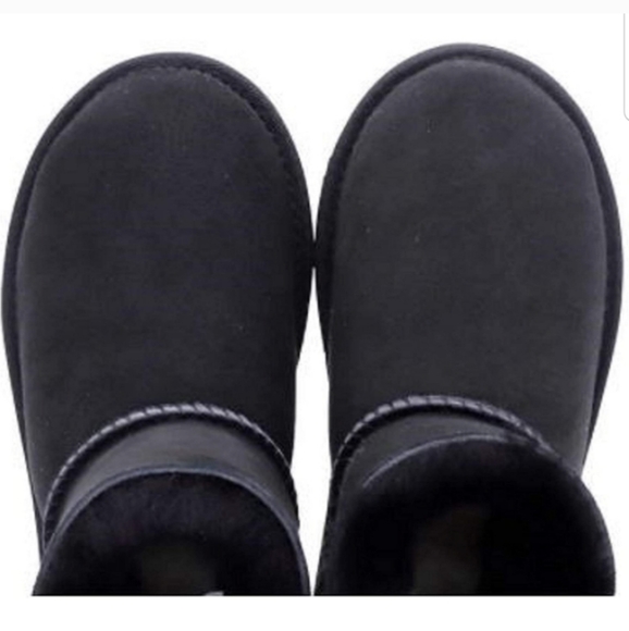 Kirkland Signature Kids Genuine sheepskin Shearling Boots  Nwt - Picture 5 of 8